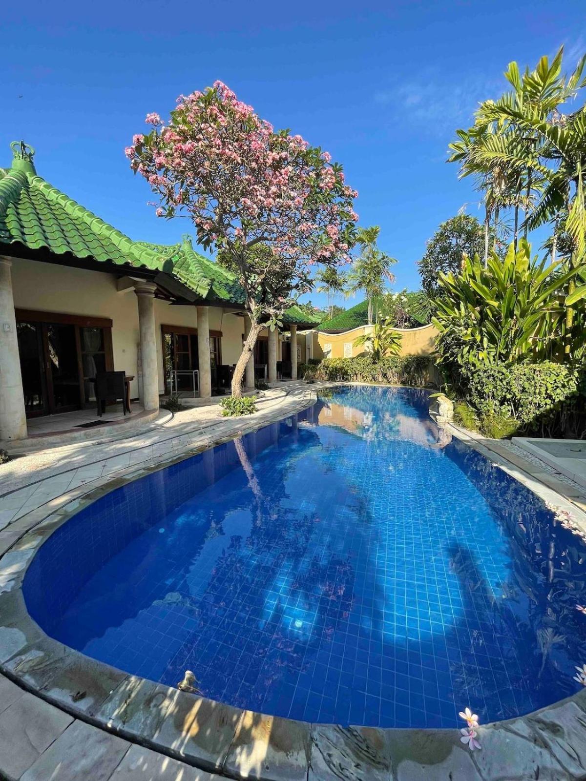 1 Bedroom Balinese In The Heart Of