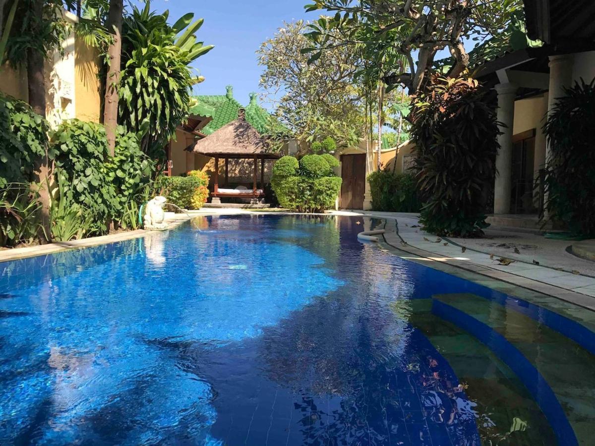 1 Bedroom Balinese In The Heart Of Villa